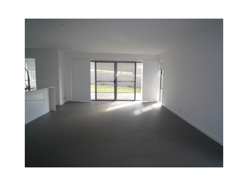 3 Rosemont Street, Flinders NSW 2529