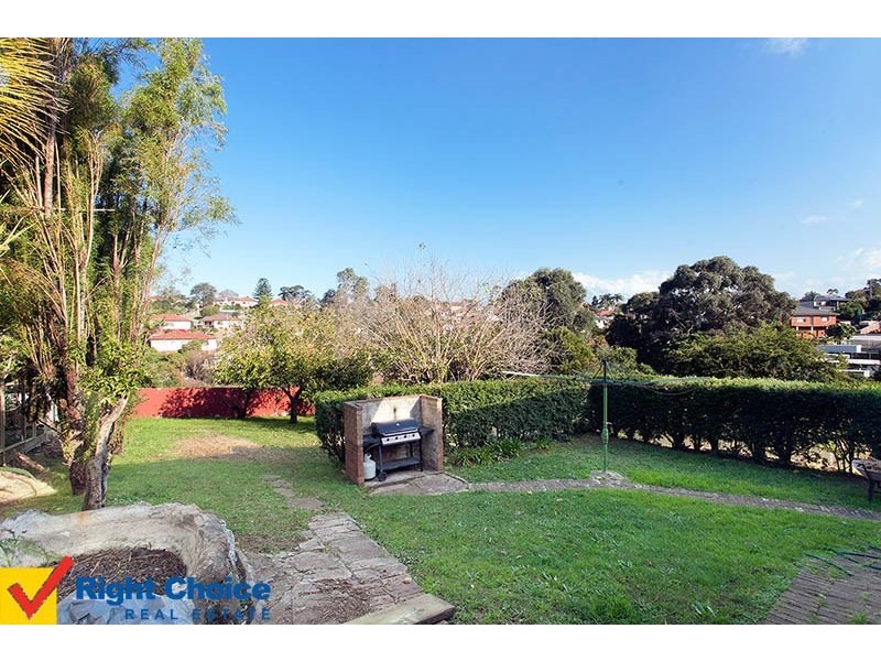 Lake Heights NSW 2502