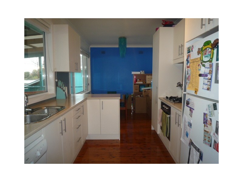 99 The Esplanade, Oak Flats NSW 2529