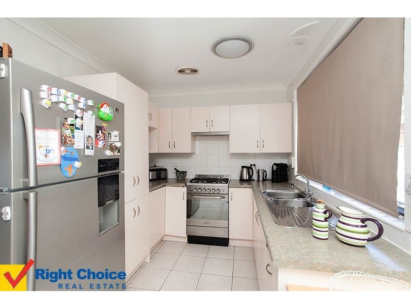 9 Moras Place, Lake Illawarra NSW 2528