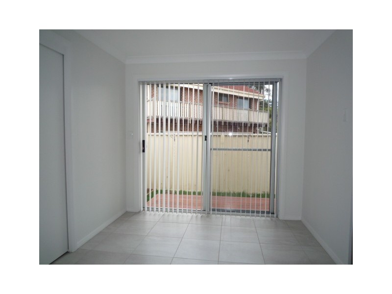 4/25 Pur Pur Avenue, Lake Illawarra NSW 2528