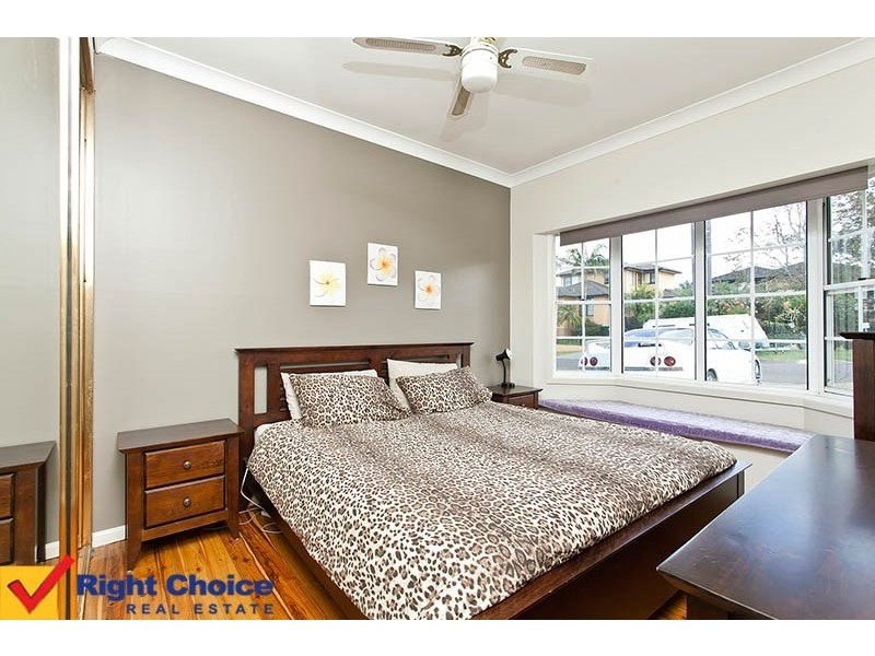 9 Marchant Crescent, Mount Warrigal NSW 2528