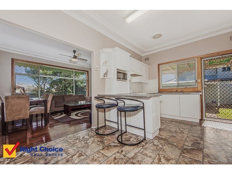 4 Boronia Avenue, Windang NSW 2528