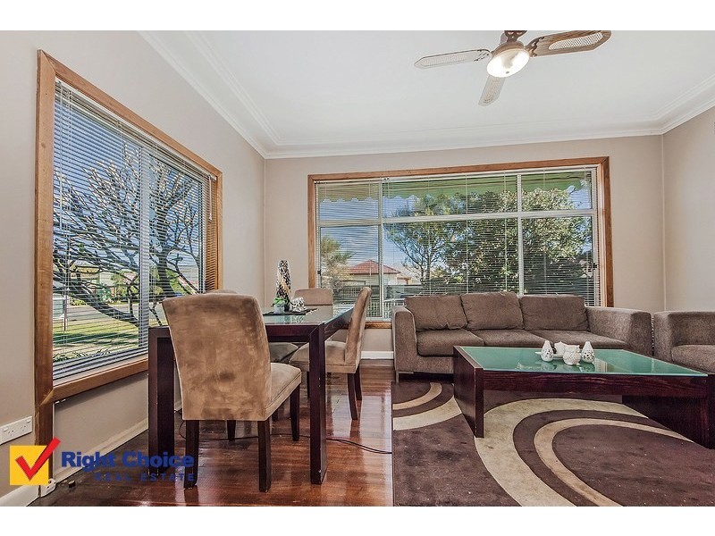4 Boronia Avenue, Windang NSW 2528