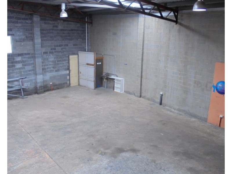 2/11 Sunset Avenue, Warilla NSW 2528