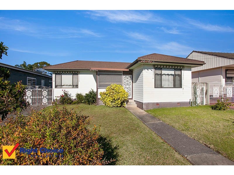 57 Addison Avenue, Lake Illawarra NSW 2528