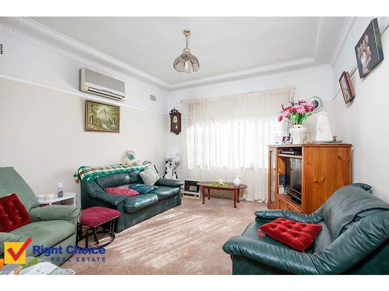 57 Addison Avenue, Lake Illawarra NSW 2528