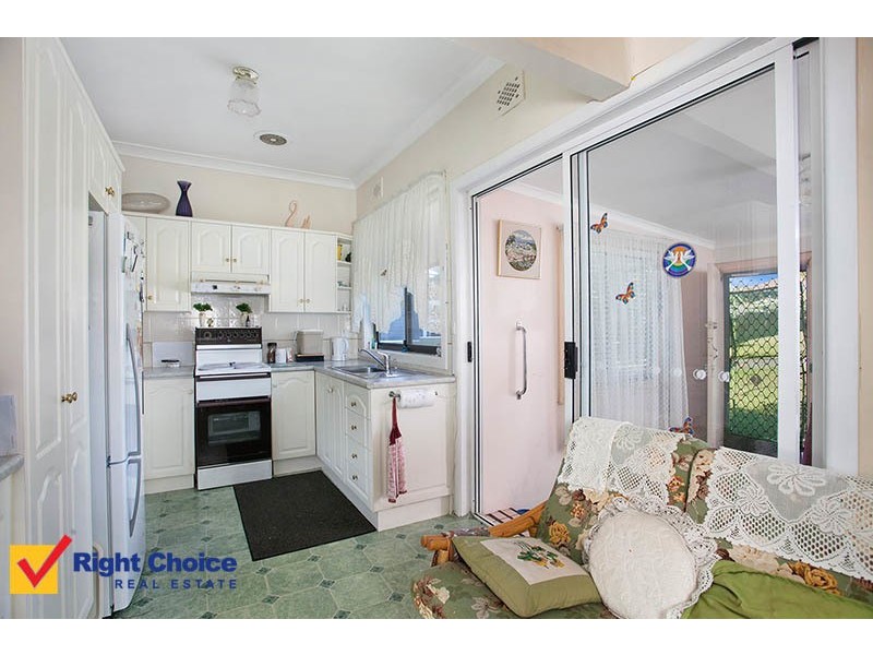 57 Addison Avenue, Lake Illawarra NSW 2528