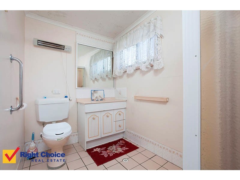 57 Addison Avenue, Lake Illawarra NSW 2528