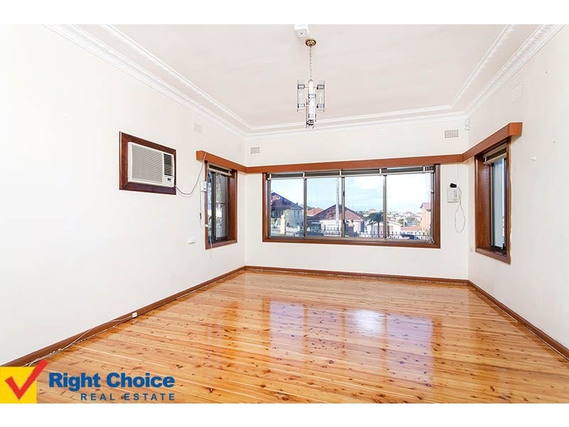 Lake Heights NSW 2502