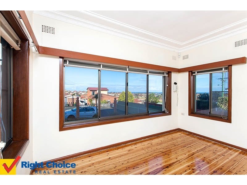 Lake Heights NSW 2502