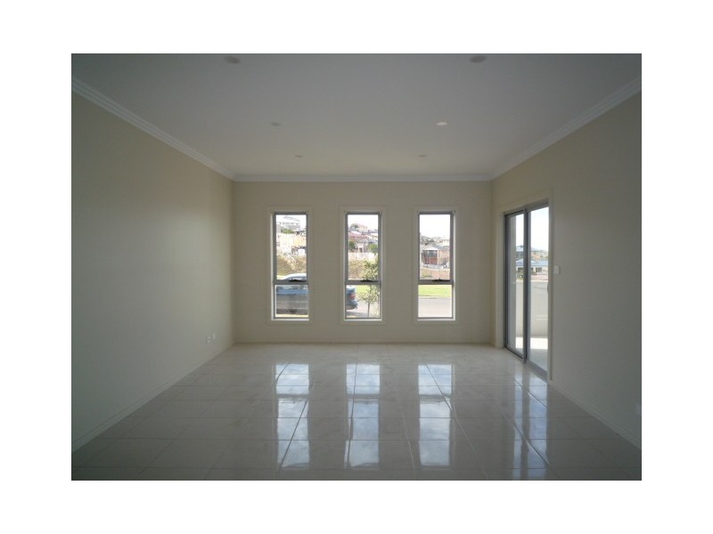 1/2 St Ives Road, Flinders NSW 2529