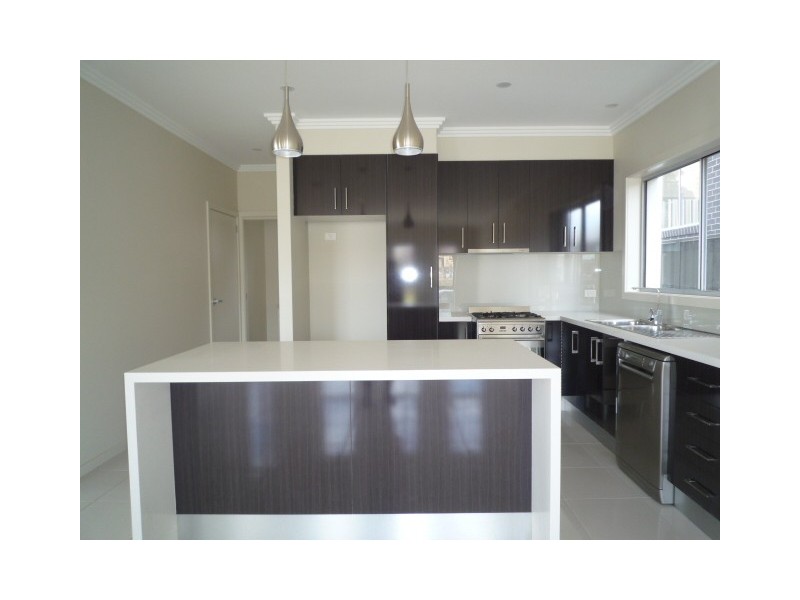 1/2 St Ives Road, Flinders NSW 2529