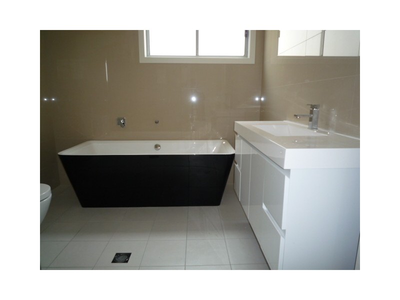 1/2 St Ives Road, Flinders NSW 2529