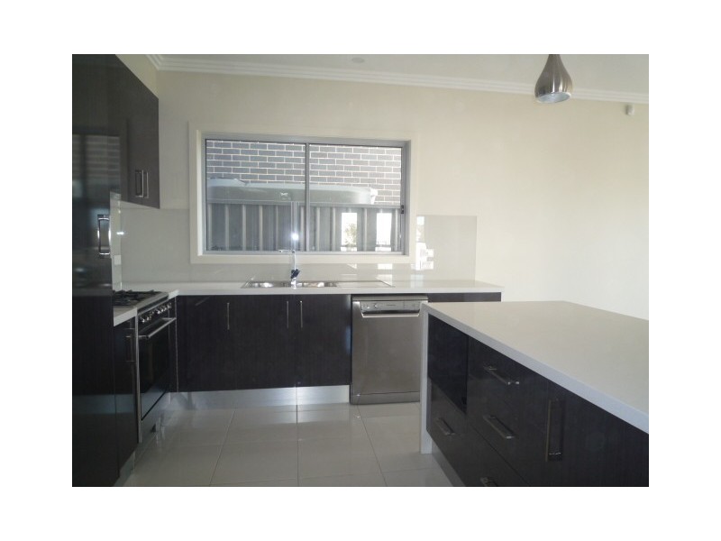 1/2 St Ives Road, Flinders NSW 2529