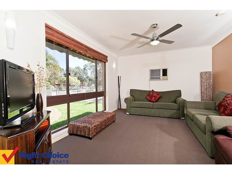 18 Bloodwood Place, Albion Park Rail NSW 2527