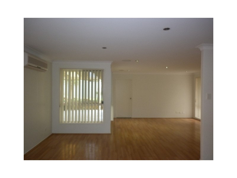 19 Dalrymple Street, Albion Park NSW 2527