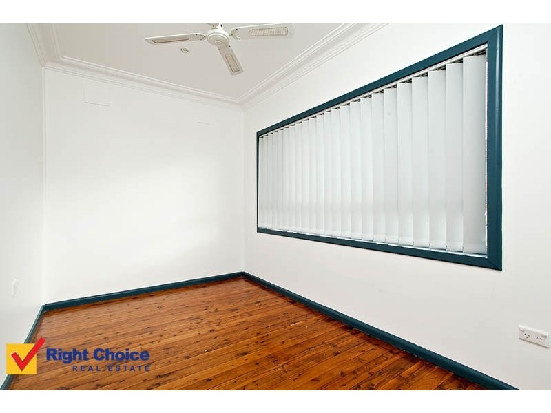 Lake Heights NSW 2502