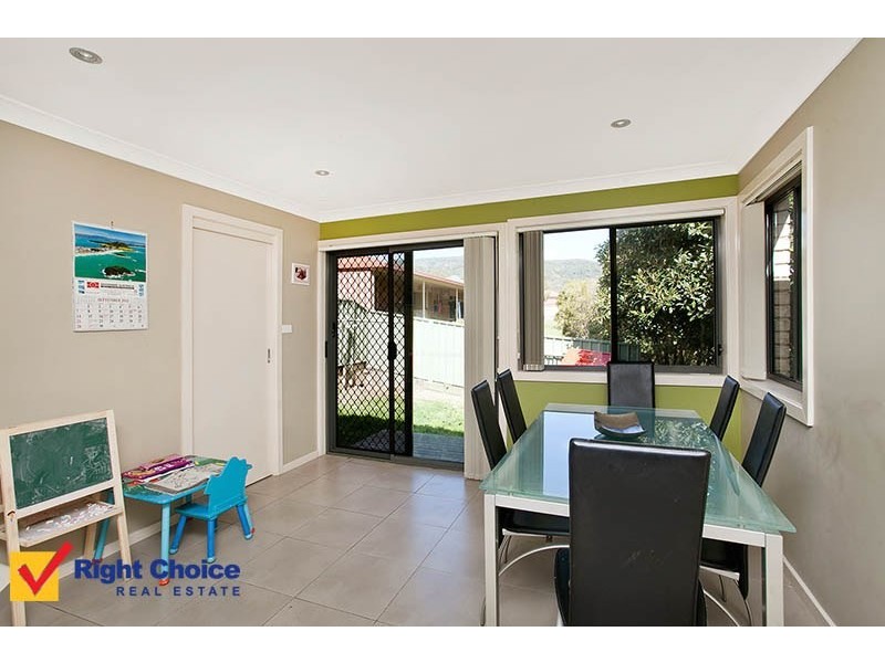 2/10 Kalgan Way, Albion Park NSW 2527