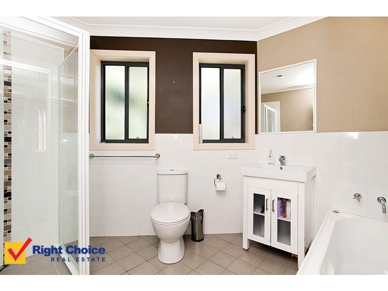 2/10 Kalgan Way, Albion Park NSW 2527