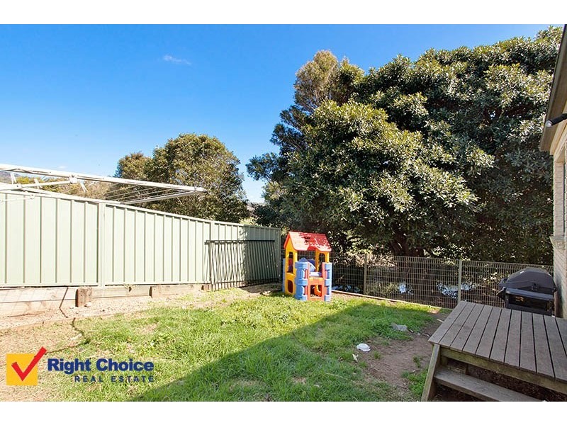 2/10 Kalgan Way, Albion Park NSW 2527