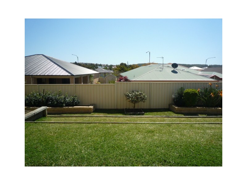 35 Eucumbene Avenue, Flinders NSW 2529