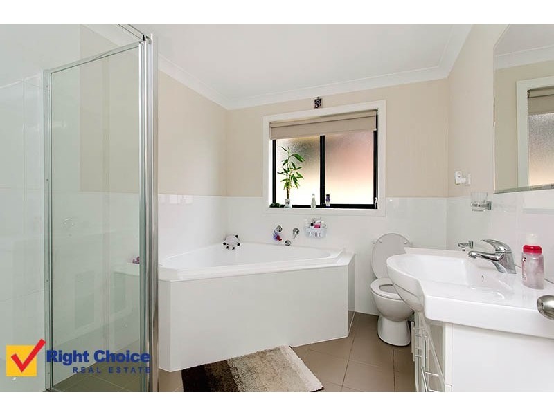 24 Darling Drive, Albion Park NSW 2527