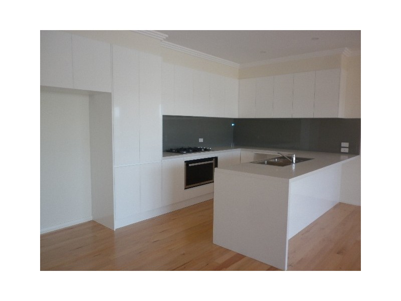 1/10 Foster Road, Flinders NSW 2529