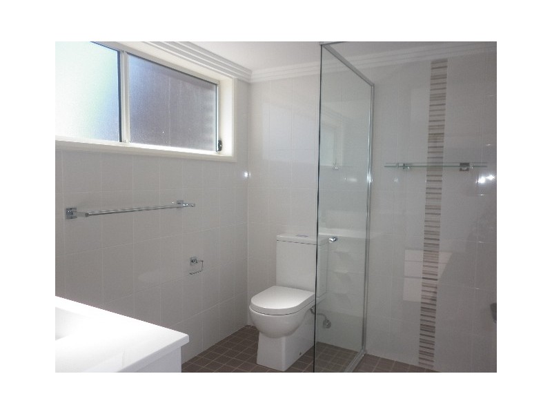 1/10 Foster Road, Flinders NSW 2529