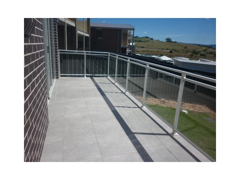 1/10 Foster Road, Flinders NSW 2529