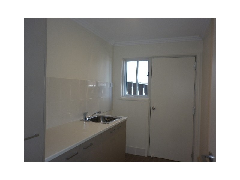 1/10 Foster Road, Flinders NSW 2529