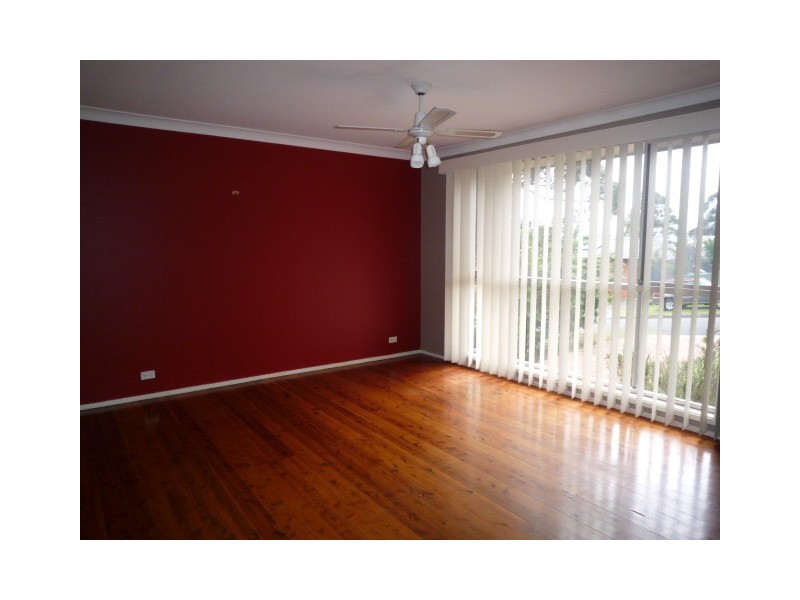14 Crest Road, Albion Park NSW 2527