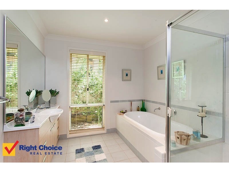 21 Southern Cross Boulevard, Shell Cove NSW 2529