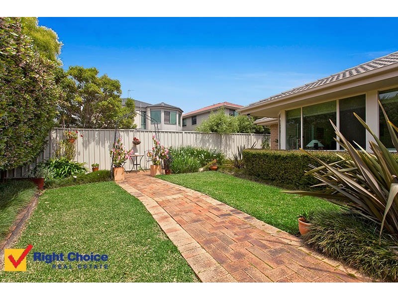 21 Southern Cross Boulevard, Shell Cove NSW 2529