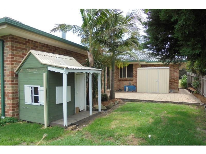 2 Stephens Street, Albion Park NSW 2527