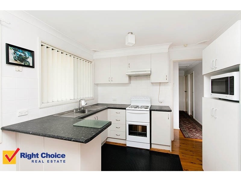 1 Camelot Place, Oak Flats NSW 2529