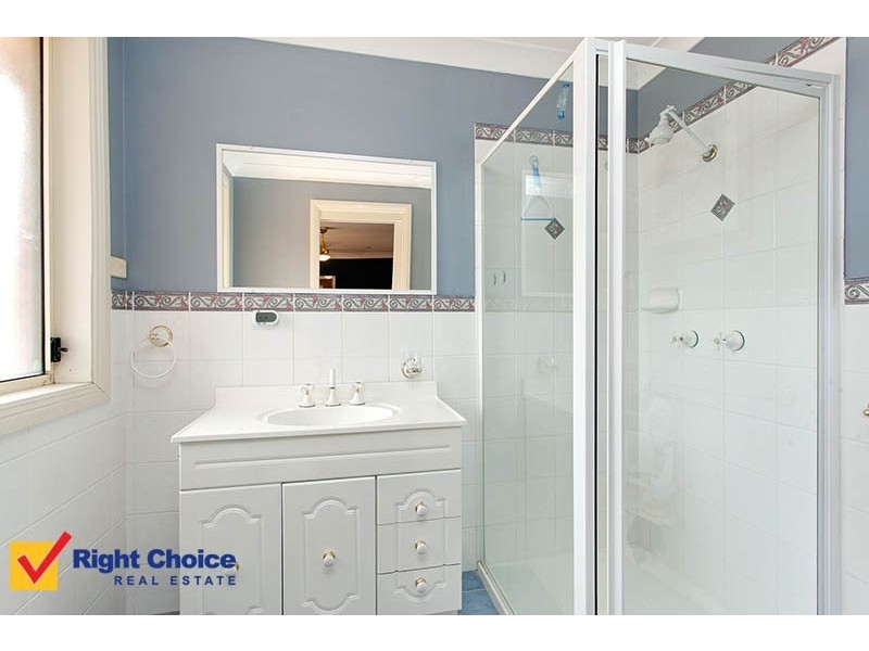 2/4 Panbula Street, Flinders NSW 2529