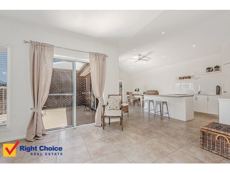 12 Mollymook Street, Albion Park NSW 2527