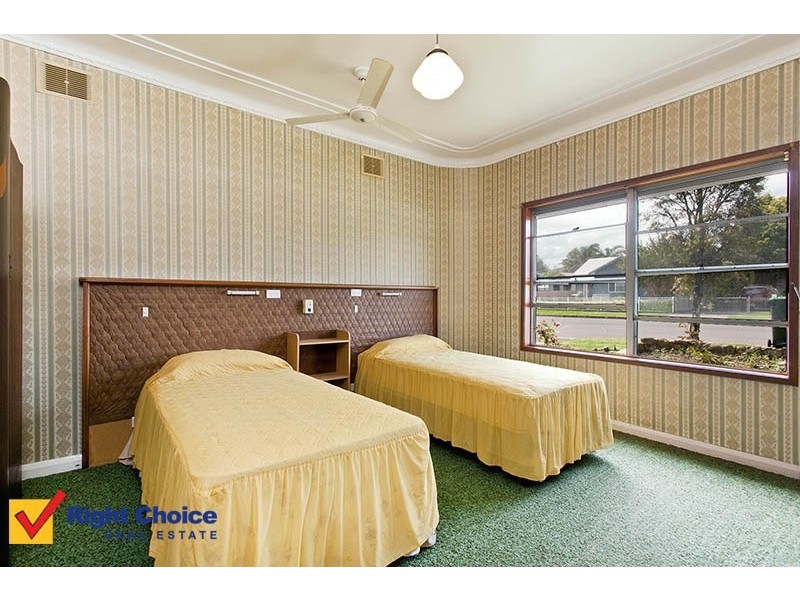 33 Kingston Street, Oak Flats NSW 2529