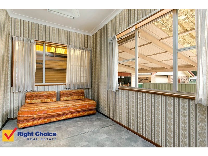 33 Kingston Street, Oak Flats NSW 2529