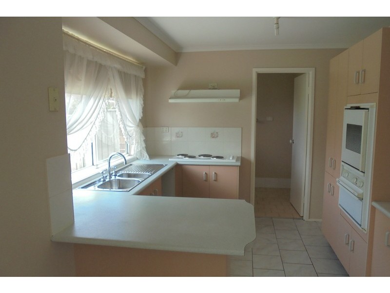 75 Jarrah Way, Albion Park Rail NSW 2527