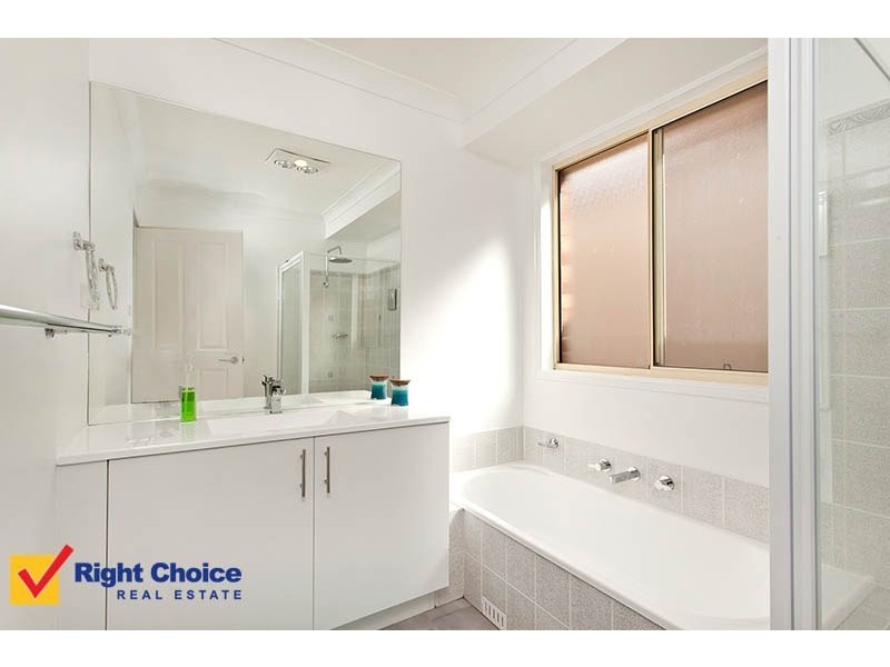 7 Fields Drive, Albion Park NSW 2527