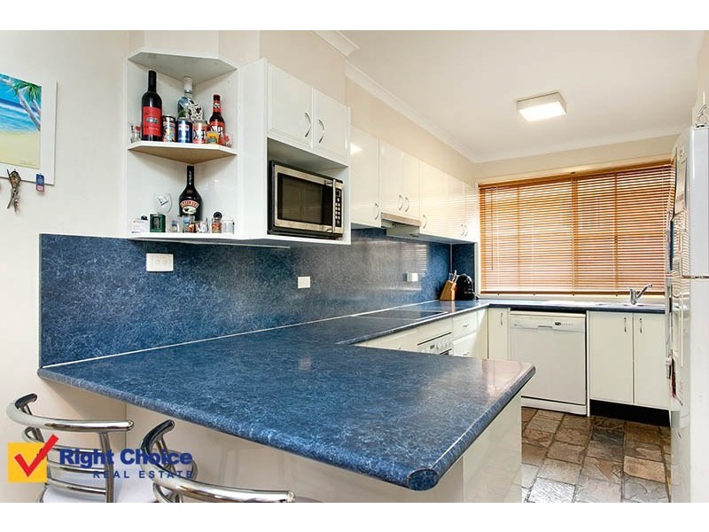 37 Gloucester Circuit, Albion Park NSW 2527