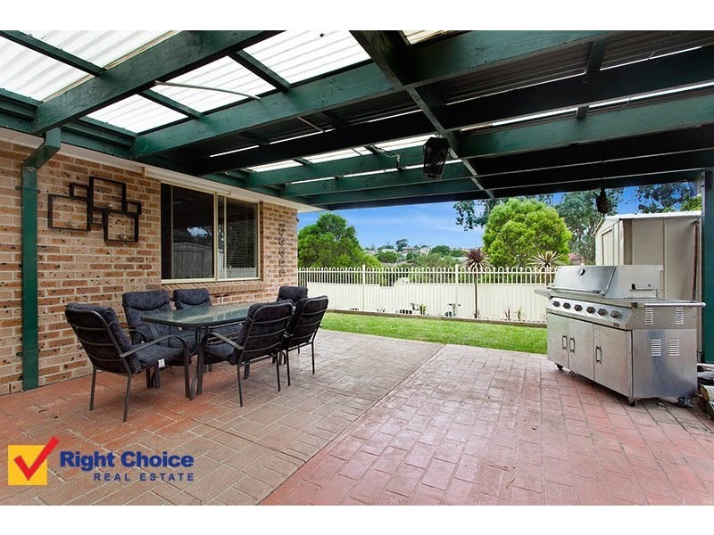 37 Gloucester Circuit, Albion Park NSW 2527