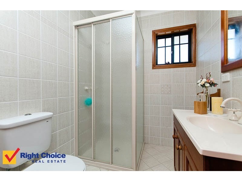 2/16 Narran Way, Flinders NSW 2529