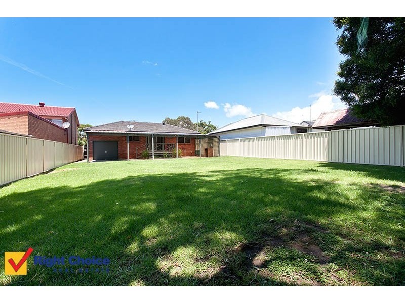 6 Griffiths Street, Oak Flats NSW 2529