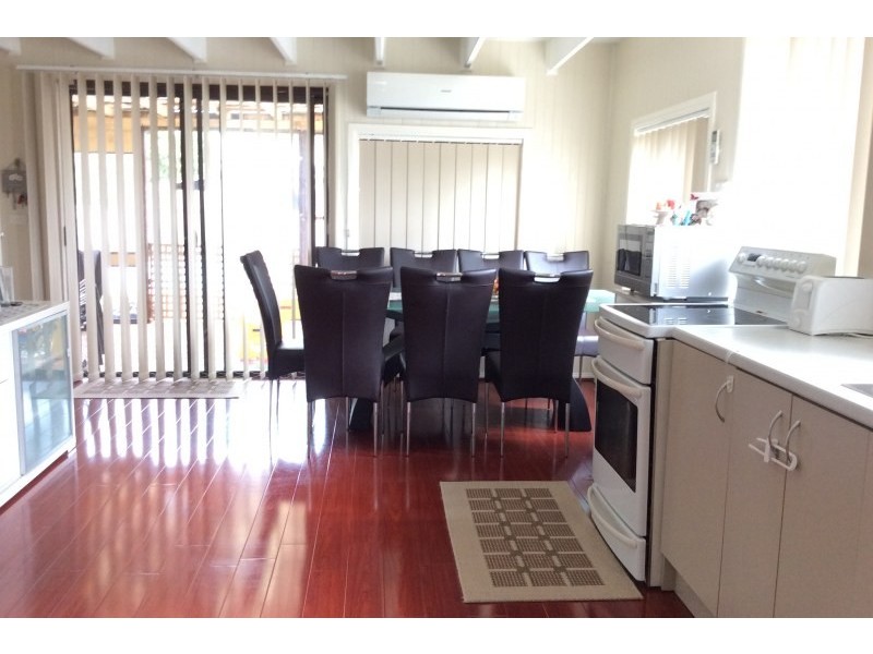 74 Griffiths Street, Oak Flats NSW 2529