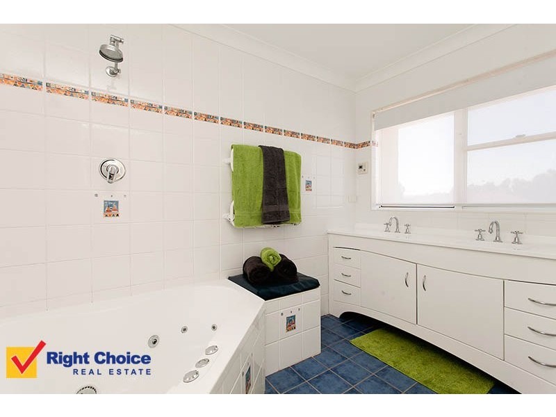 44 Charlton Street, Mount Warrigal NSW 2528