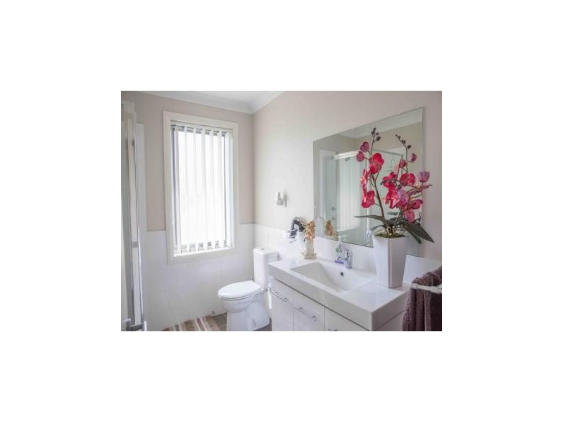 1 Bassett Street, Flinders NSW 2529