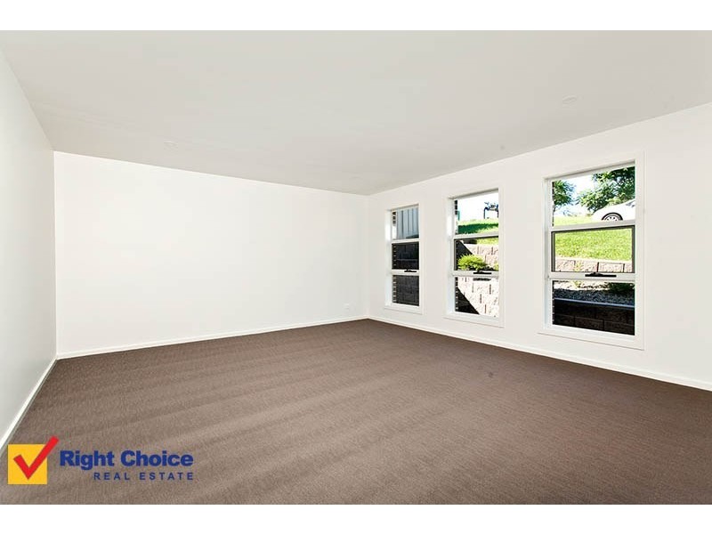 14 Carlyle Close, Dapto NSW 2530